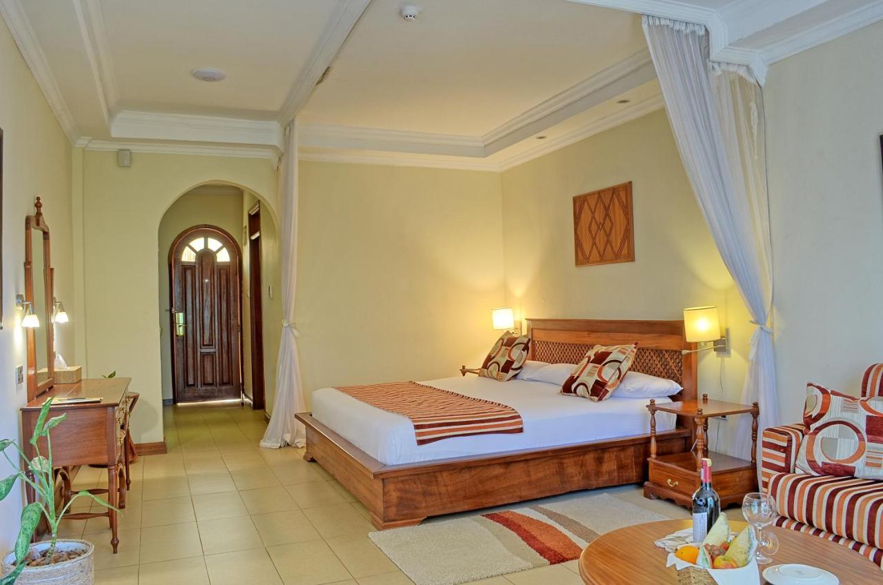קיסומו Sovereign Hotel מראה חיצוני תמונה