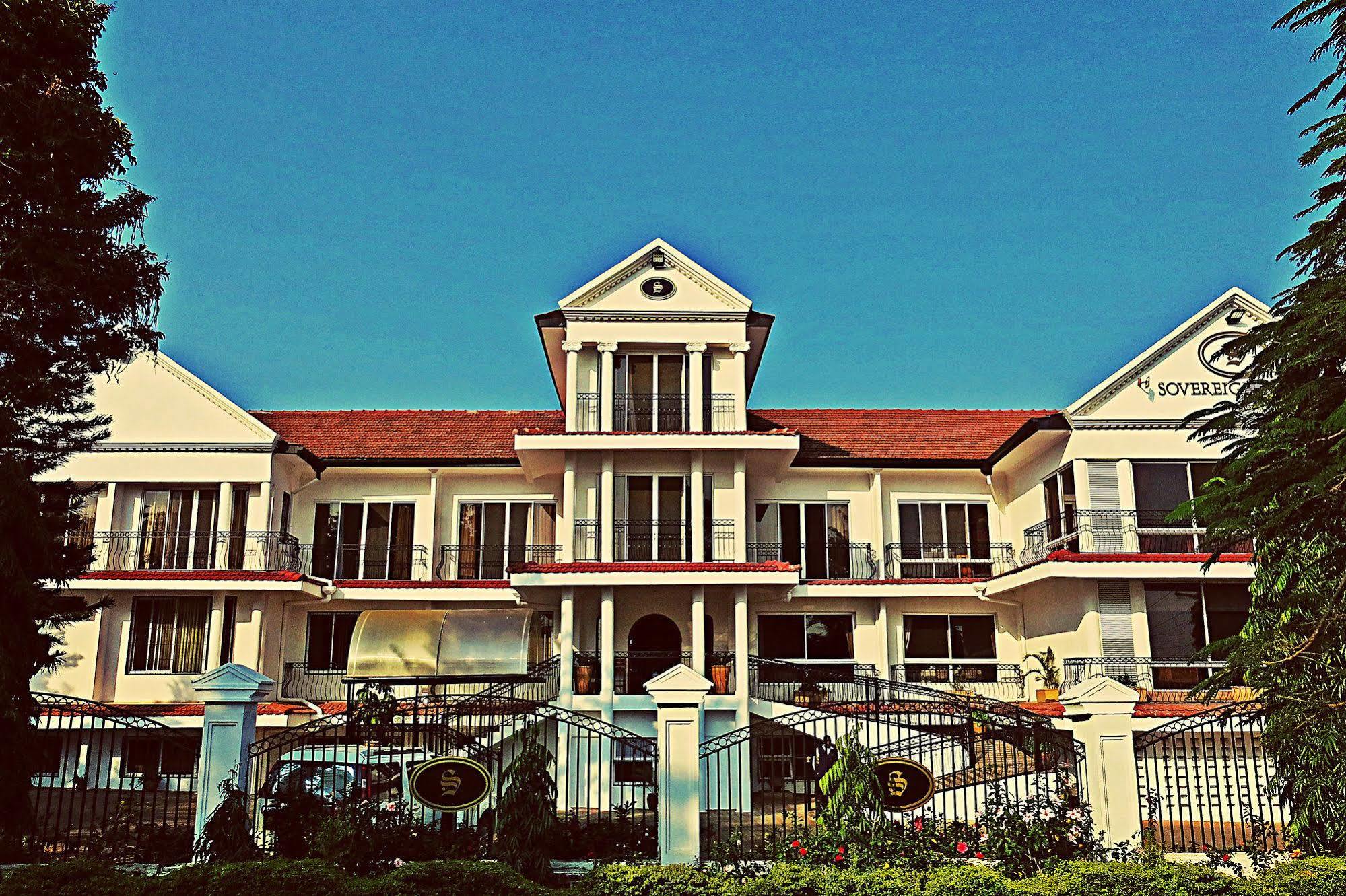 קיסומו Sovereign Hotel מראה חיצוני תמונה
