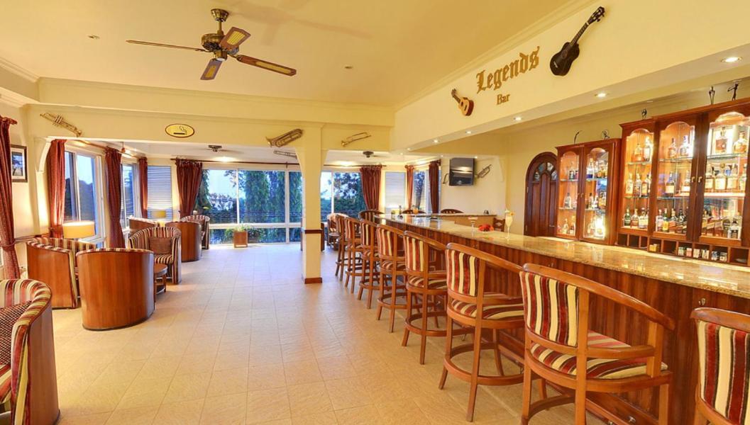 קיסומו Sovereign Hotel מראה חיצוני תמונה