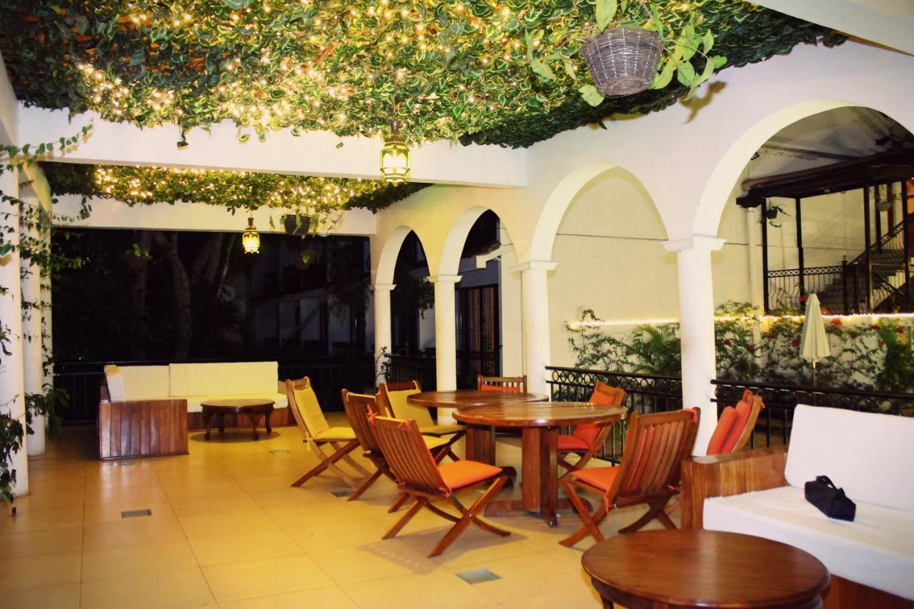 קיסומו Sovereign Hotel מראה חיצוני תמונה